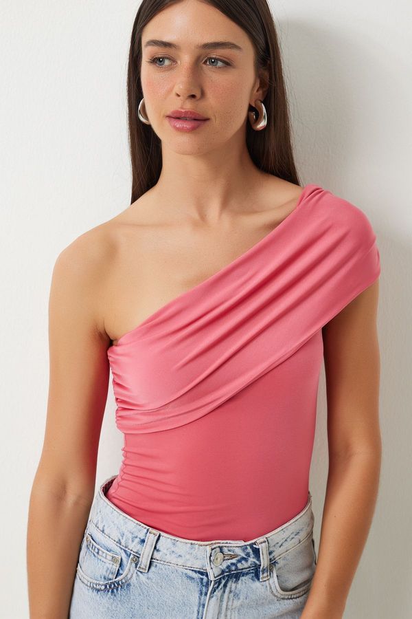 Happiness İstanbul Happiness İstanbul Women's Candy Pink One Shoulder Gathered Knitted Blouse