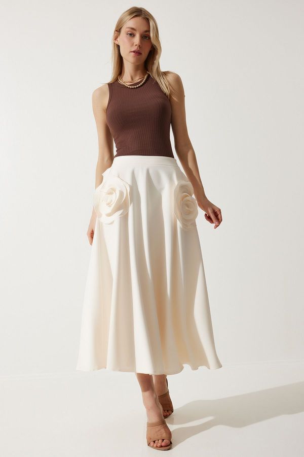 Happiness İstanbul Happiness İstanbul Women's Cream Rose Accessory Design Premium Midi Skirt