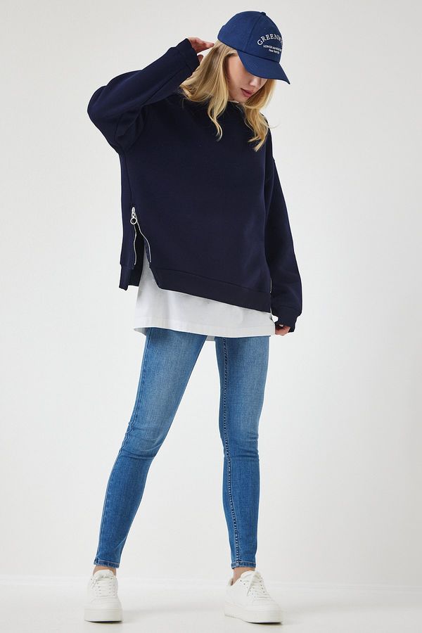 Happiness İstanbul Happiness İstanbul Women's Dark Blue Zipper Detailed Raised Knitted Sweatshirt