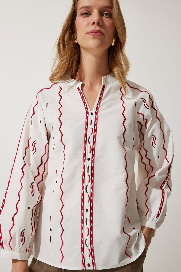 Happiness İstanbul Happiness İstanbul Women's Ecru Embroidered Linen Surface Blouse