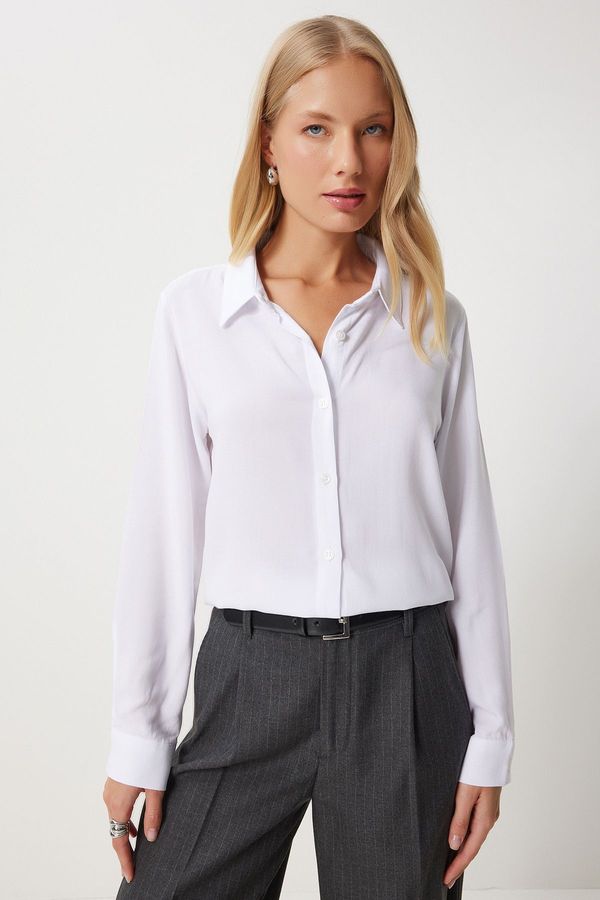 Happiness İstanbul Happiness İstanbul Women's Ecru Relaxed Fit Viscose Shirt