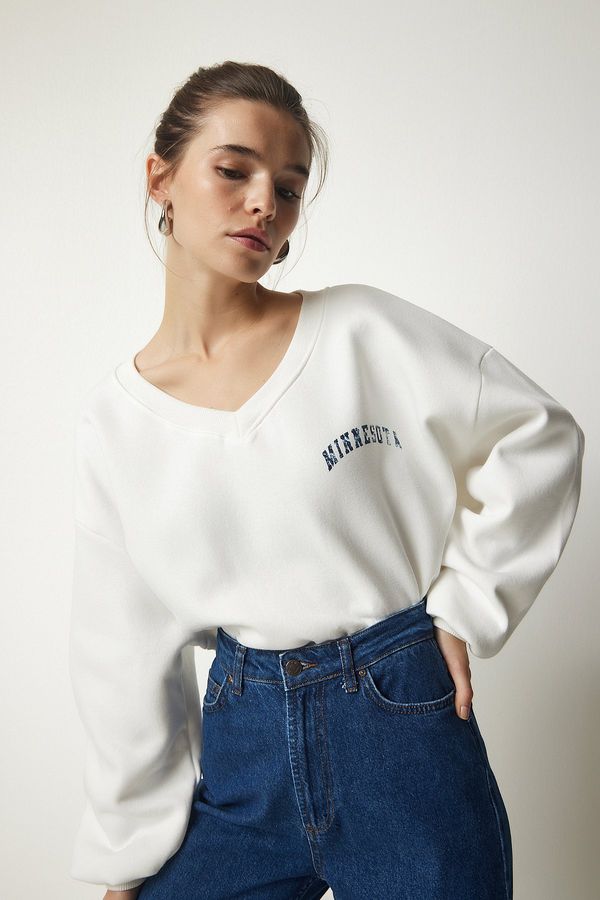 Happiness İstanbul Happiness İstanbul Women's Ecru V Neck Oversize Crop Knitted Sweatshirt