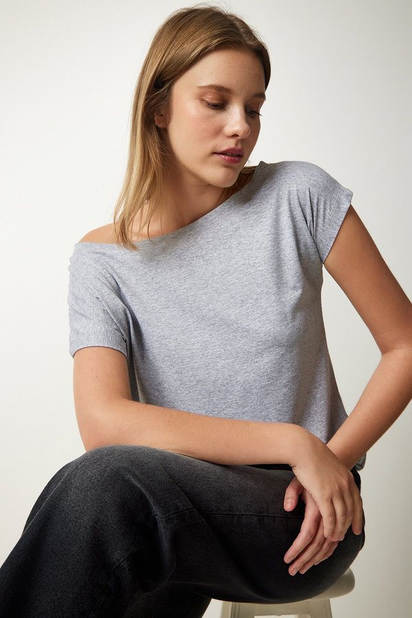 Happiness İstanbul Happiness İstanbul Women's Gray Basic Boat Neck Blouse