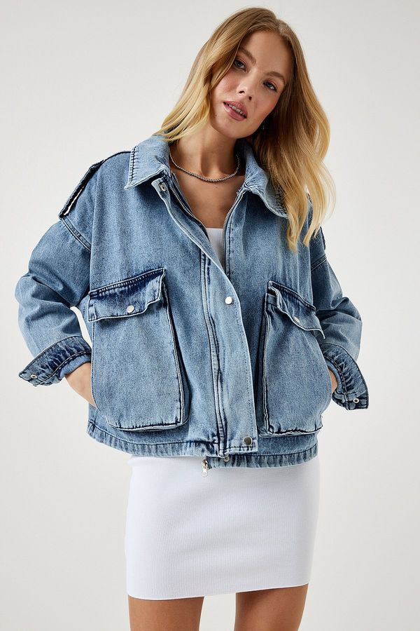 Happiness İstanbul Happiness İstanbul Women's Light Blue Wide Pocket Epaulette Denim Jacket