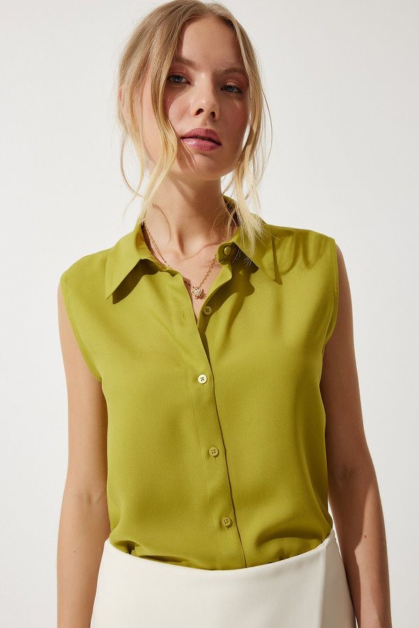 Happiness İstanbul Happiness İstanbul Women's Oil Green Sleeveless Viscose Shirt