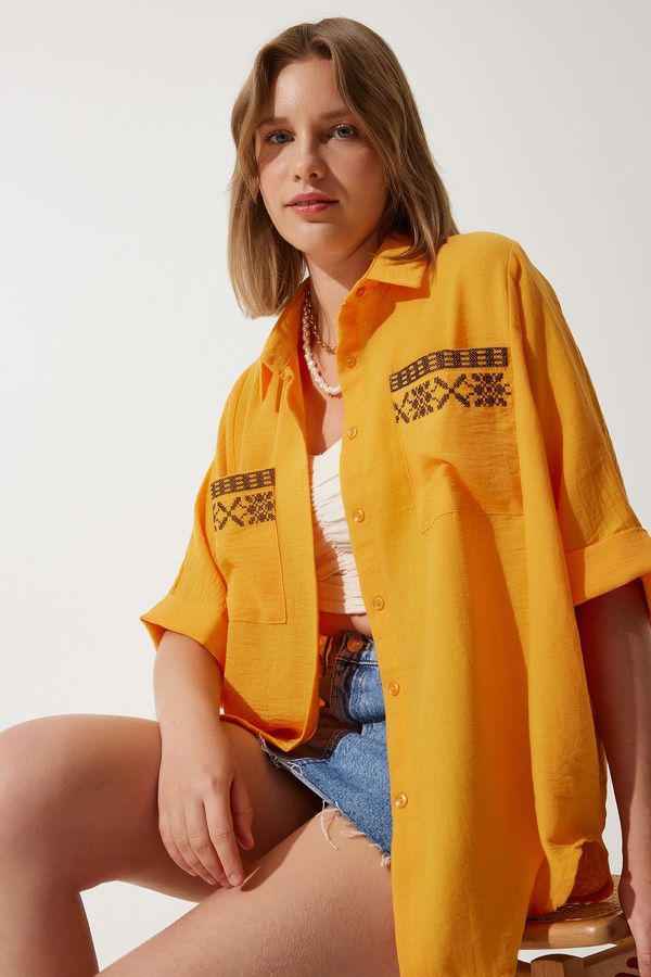 Happiness İstanbul Happiness İstanbul Women's Orange Embroidered Oversize Linen Ayrobin Shirt with Pockets