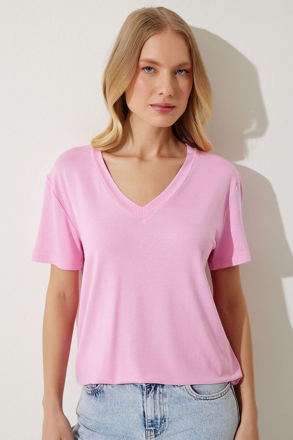 Happiness İstanbul Happiness İstanbul Women's Pink V-Neck Basic Viscose Knitted T-Shirt