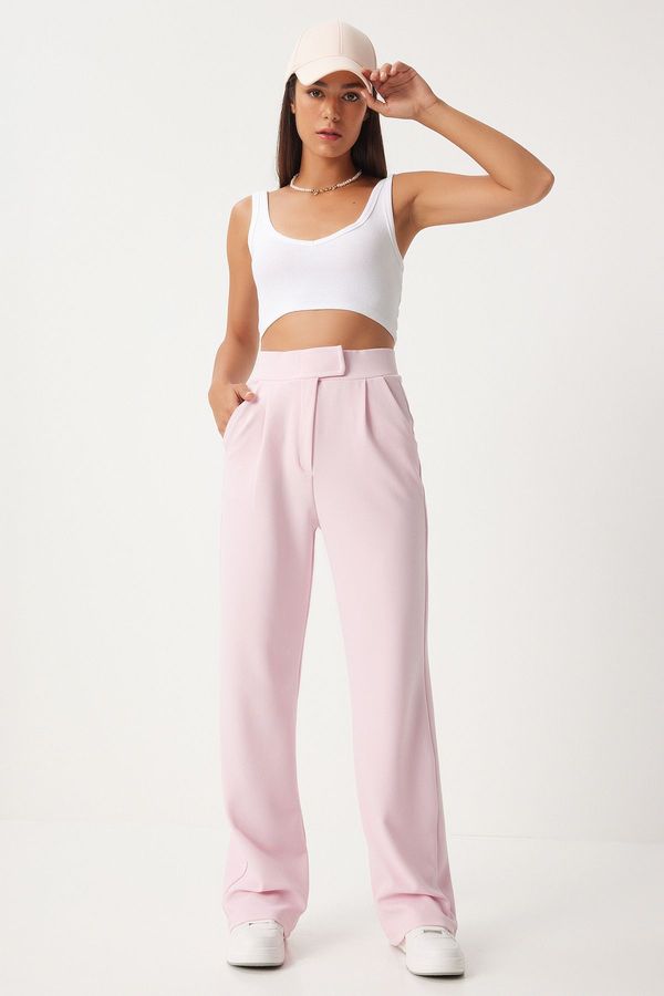 Happiness İstanbul Happiness İstanbul Women's Pink Velcro Waist Comfortable Woven Trousers