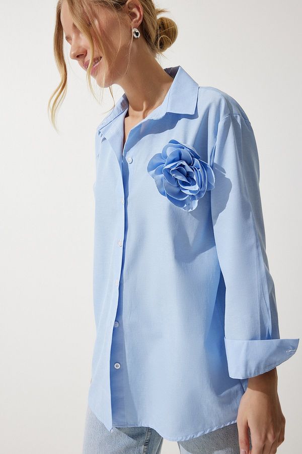 Happiness İstanbul Happiness İstanbul Women's Sky Blue Premium Flower Brooch Detailed Shirt