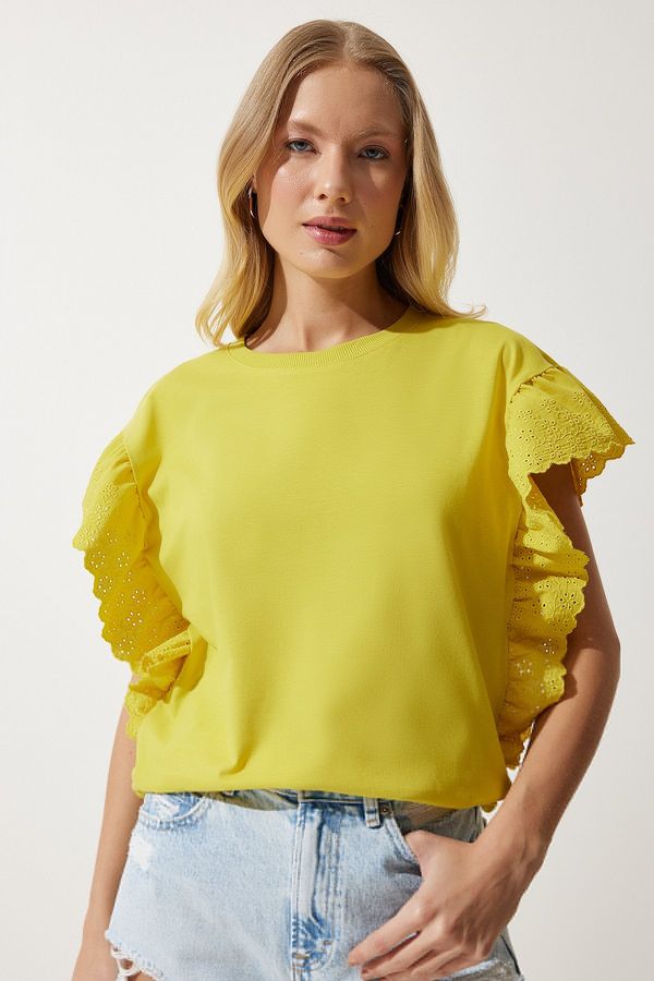 Happiness İstanbul Happiness İstanbul Women's Yellow Scalloped Knitted Blouse