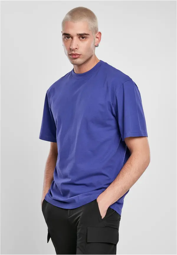 Urban Classics High T-shirt in blue-purple color