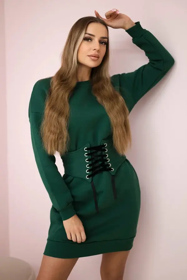 Kesi Insulated dress with a decorative belt in dark green color