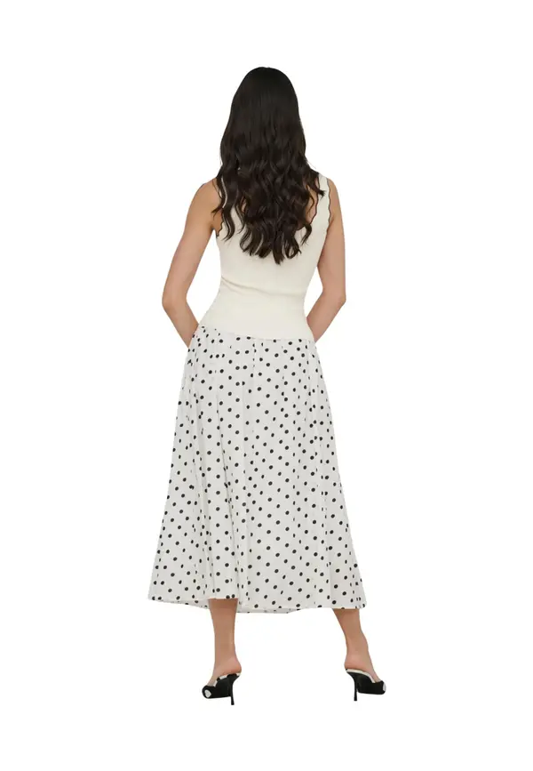 Jacqueline de Yong Jacqueline De Yong Canotta