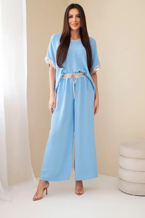 Kesi Włoski Kesi italijanski viskozni komplet z zlatimi detajli modre barve