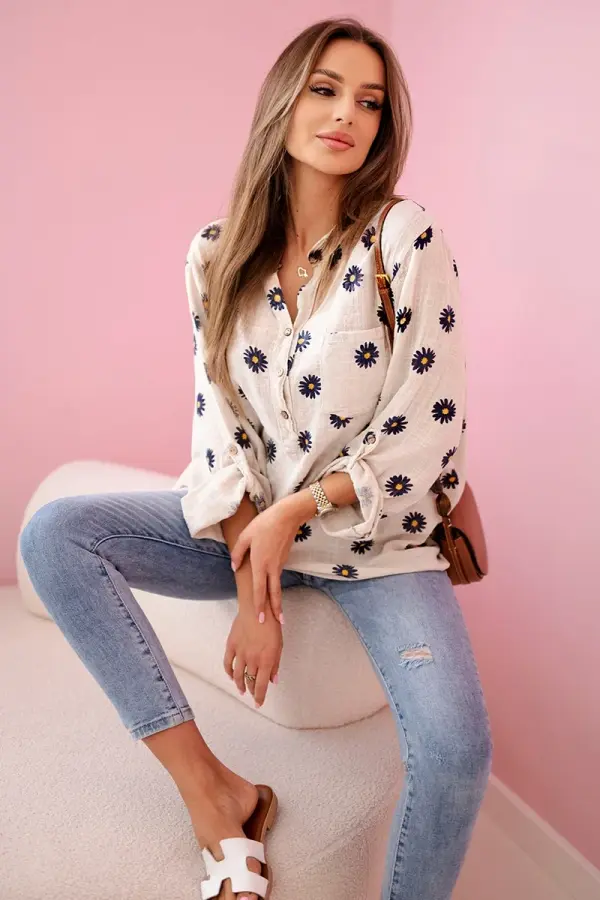 Kesi Włoski Kesi Włoski Linen Women's Blouse with Floral Pattern, Long Sleeves, and Buttons Beige