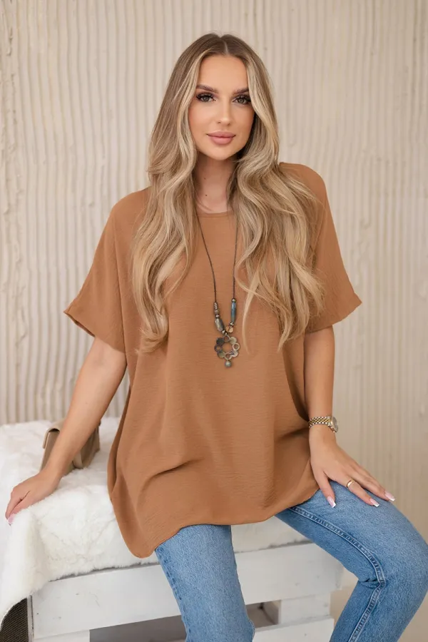 Kesi Włoski Kesi Włoski Oversized blouse with pendant Camel