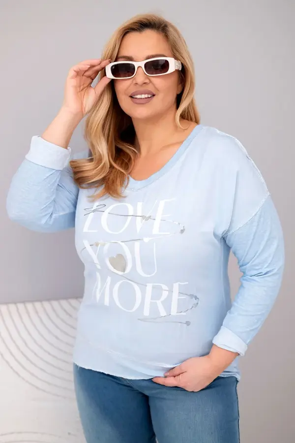 Kesi Włoski Kesi Włoski Plus Size women's blouse distressed with the text Love You More blue