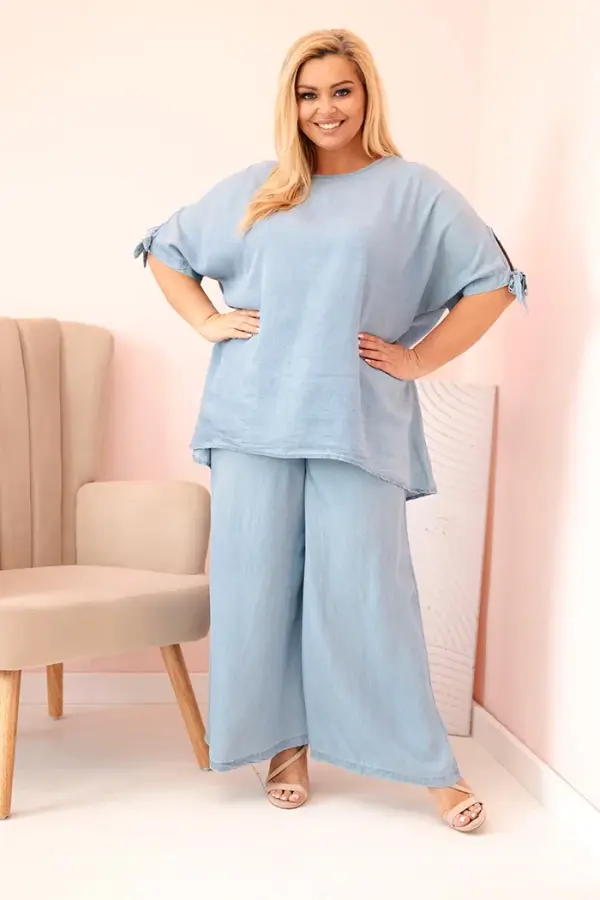 Kesi Włoski Kesi Włoski Plus Size women's set made of Tencel, tie-front blouse and wide-leg pants light denim