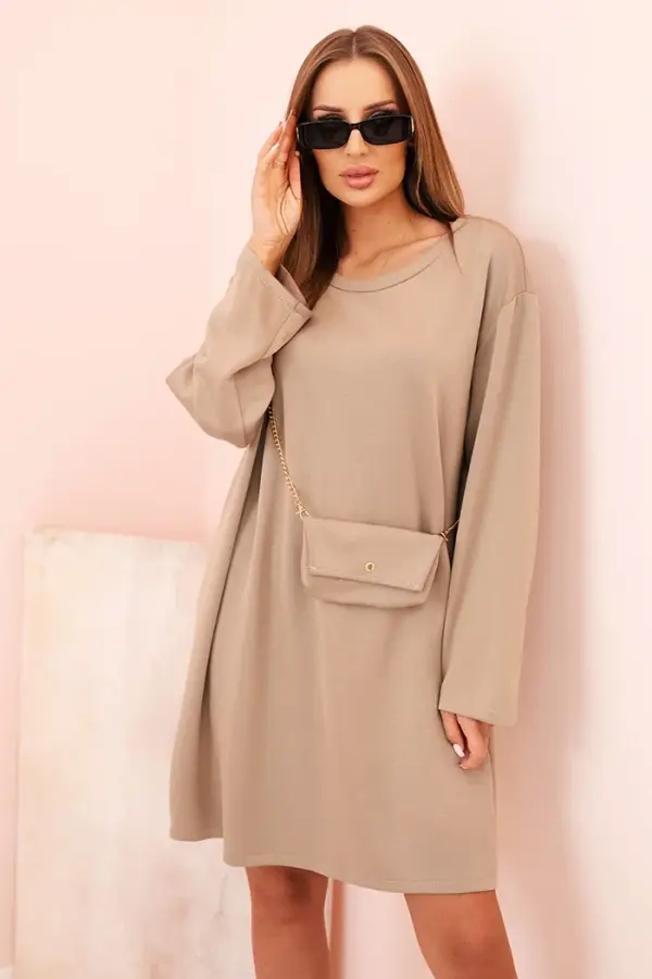 Kesi Włoski Kesi Włoski Plus Size women's viscose dress with a chain bag dark beige