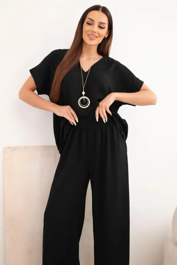 Kesi Włoski Kesi Włoski Set with necklace blouse + pants black