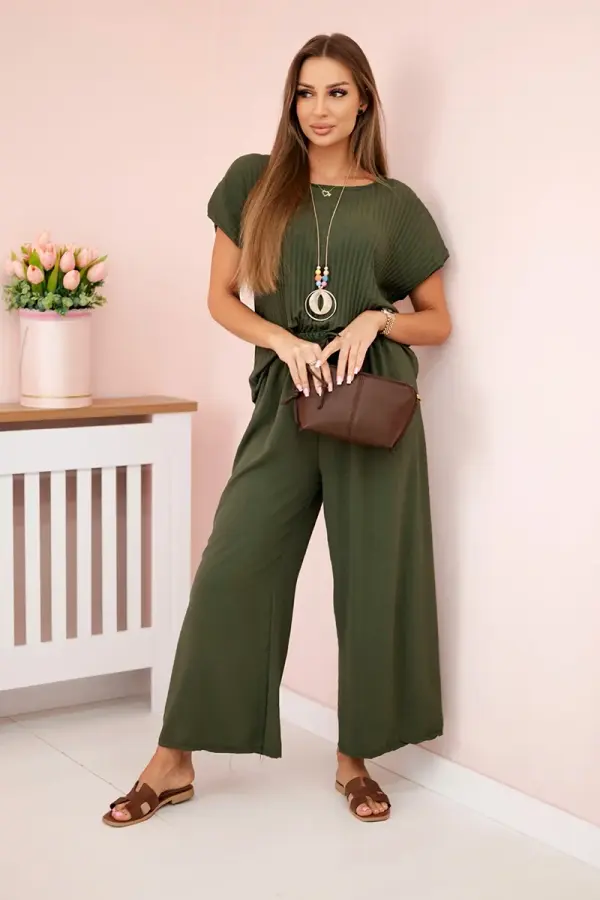 Kesi Włoski Kesi Włoski Viscose set pleated blouse + trousers khaki