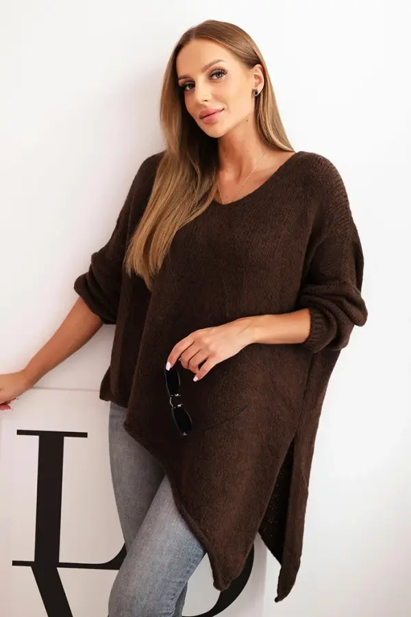 Kesi Włoski Kesi Włoski Women's asymmetrical wool sweater Plus Size with V-neck brown