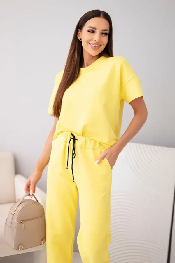 Kesi Włoski Kesi Włoski Women's cotton set short-sleeve top and sweatpants yellow