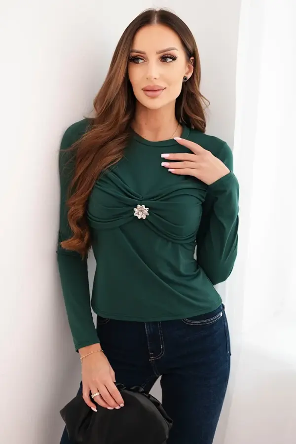 Kesi Włoski Kesi Włoski Women's fitted viscose blouse with draping and a brooch dark green