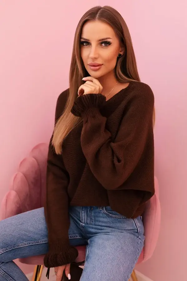 Kesi Włoski Kesi Włoski Women's mohair sweater with gathered sleeves and a back cutout brown
