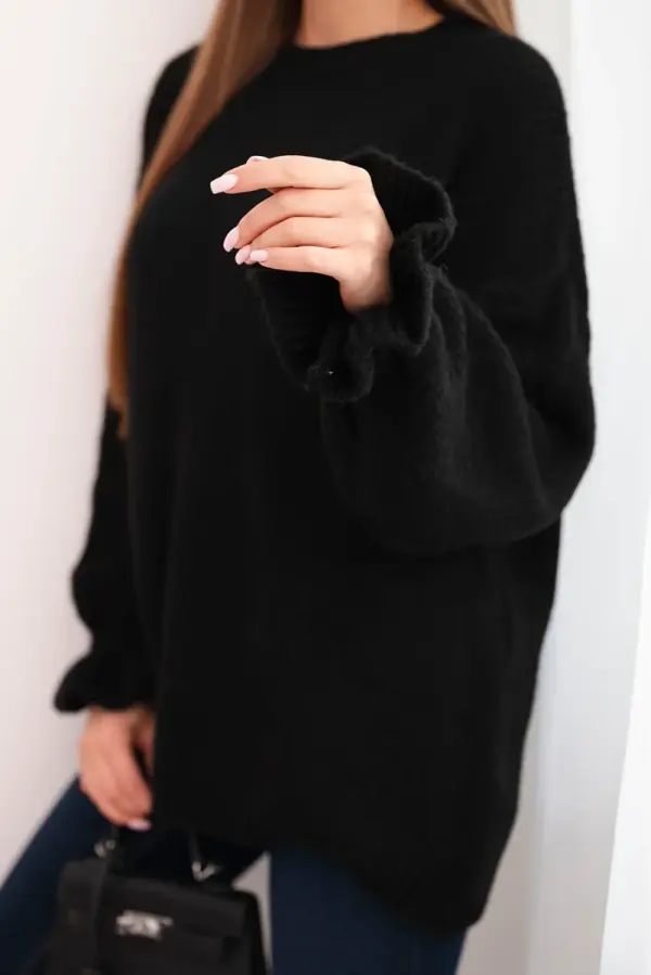 Kesi Włoski Kesi Włoski Women's sweater with a blend of mohair and wool in a loose fit black