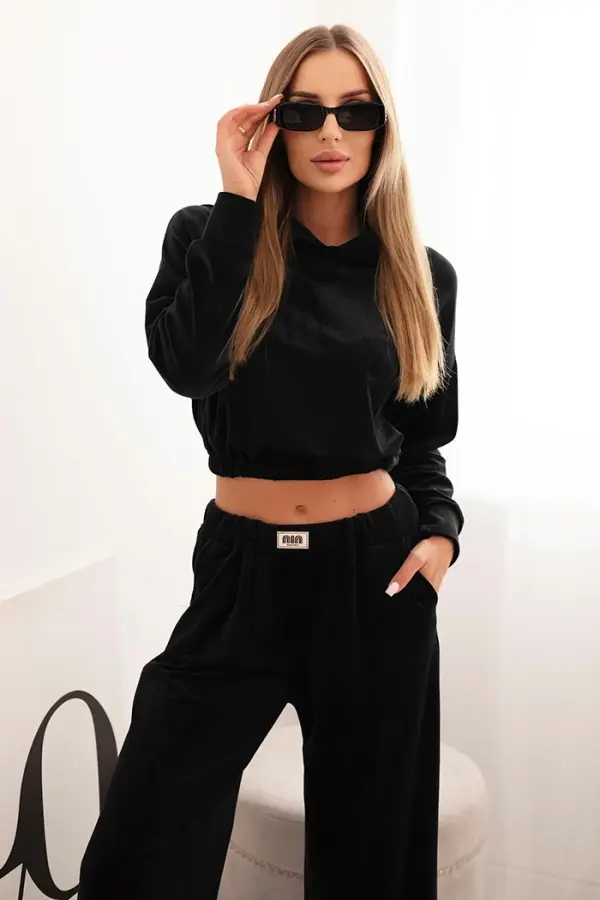 Kesi Włoski Kesi Włoski Women's velour tracksuit with wide legs and a hooded sweatshirt black