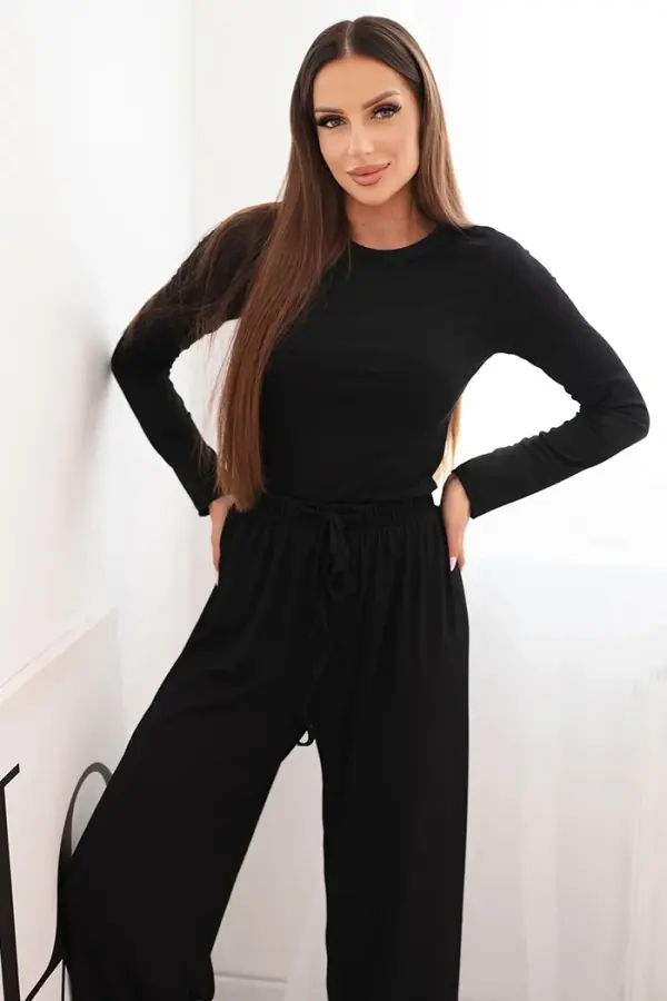 Kesi Włoski Kesi Włoski Women's viscose set with a blouse and wide trousers black