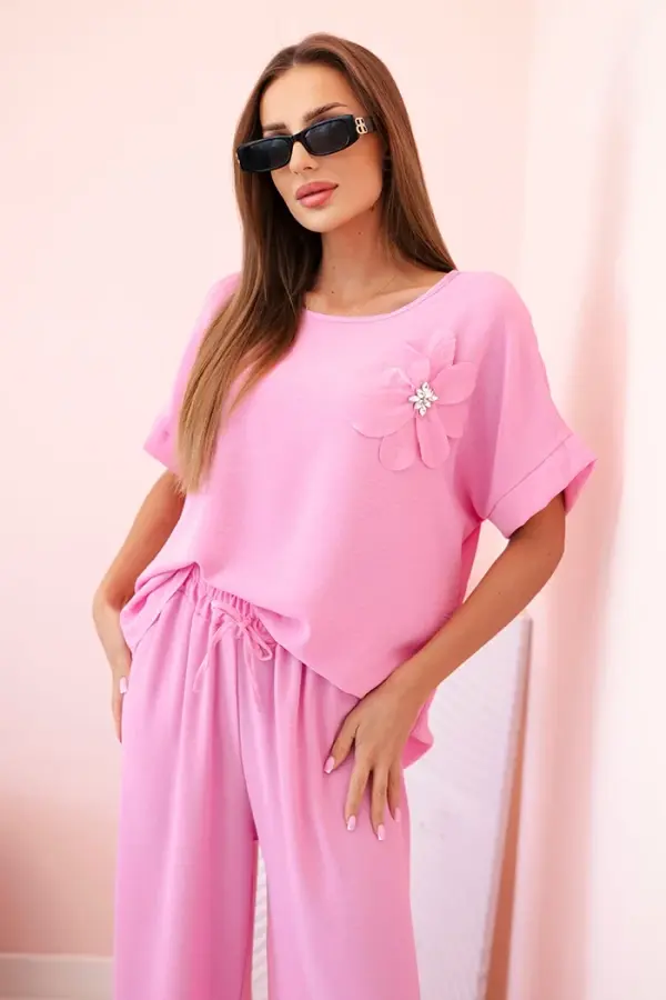 Kesi Włoski Kesi Włoski Women's viscose set with decorative flower and wide trousers light pink
