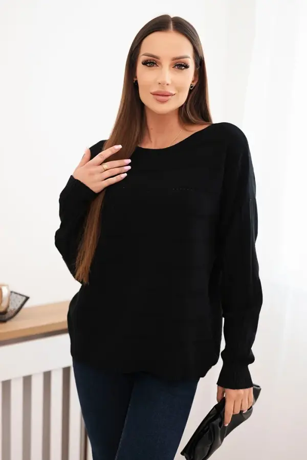 Kesi Włoski Kesi Włoski Women's viscose sweater with lace pattern and long sleeves black
