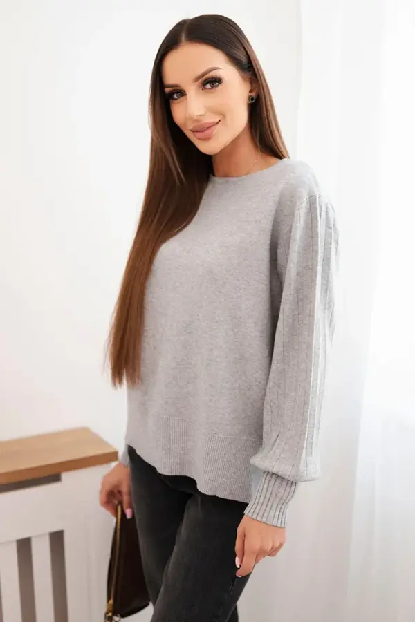 Kesi Włoski Kesi Włoski Women's viscose sweater with long sleeves and side slits gray