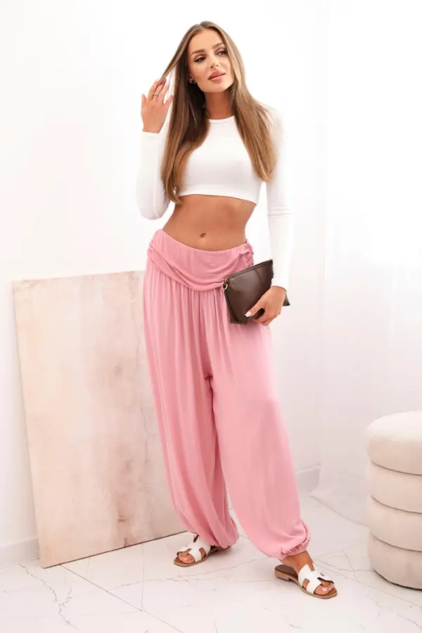 Kesi Włoski Kesi Włoski Women's viscose trousers with wide leg and ruffles dark pink