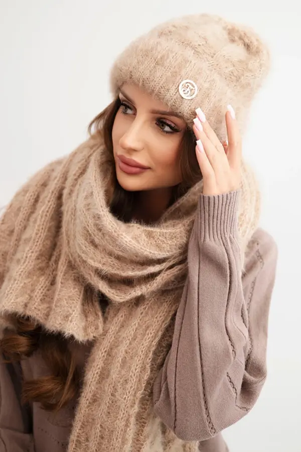 Polski Kesi Women's set hat and scarf ribbed with decoration camel