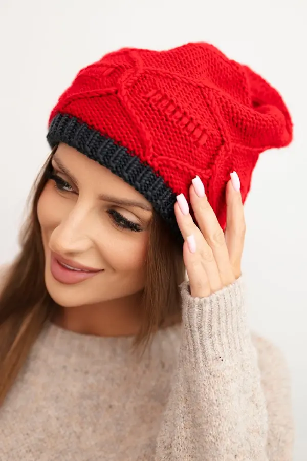 Kesi Kesi Women's winter hat made of wool with a woven pattern K443 red