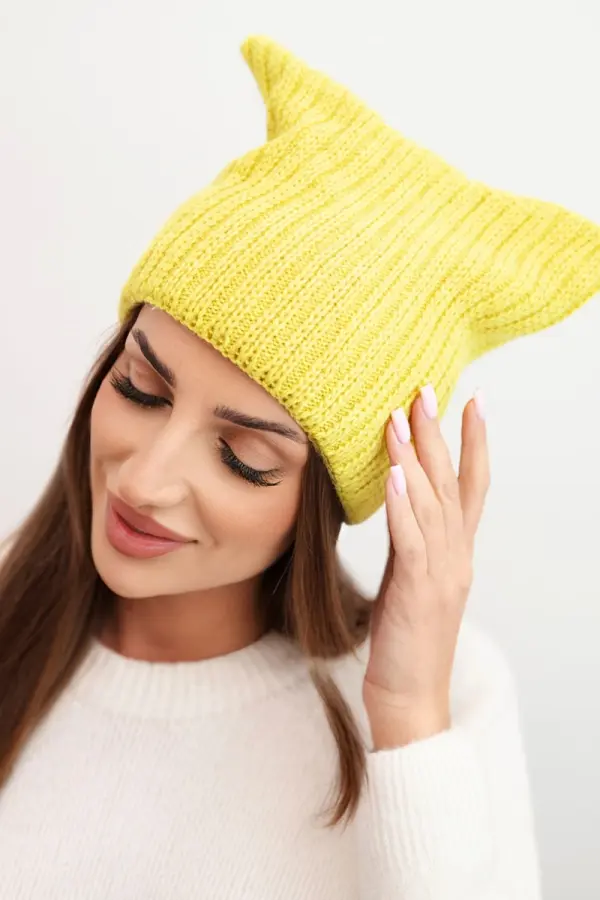 Kesi Kesi Women's winter hat with wool in a cat style made of ribbed knit K419 kiwi