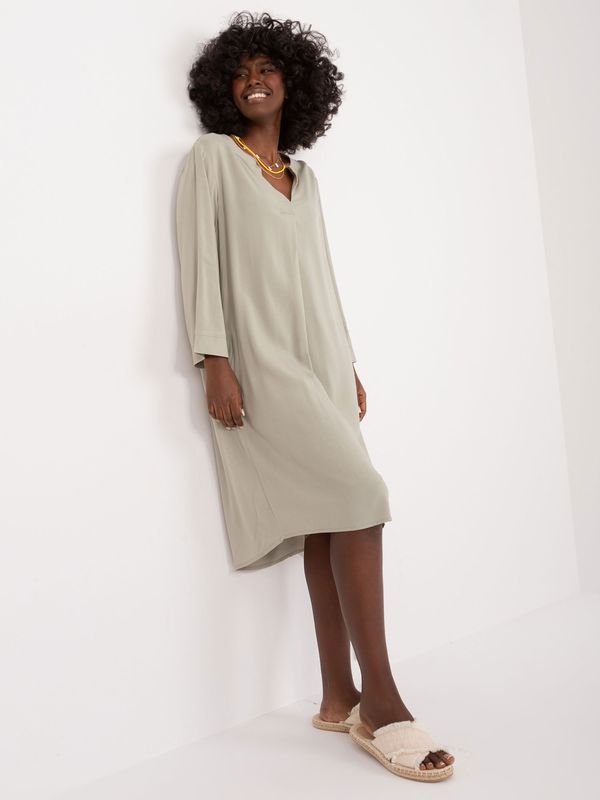 Fashionhunters KHAKI LOOSE DRESS WITH POCKETS SUBLEVEL