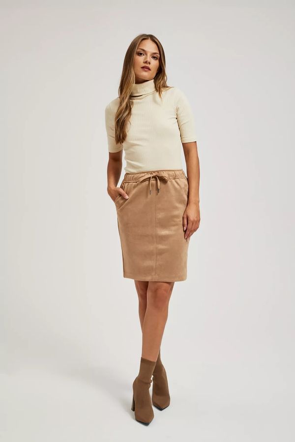 Moodo Knee-length skirts