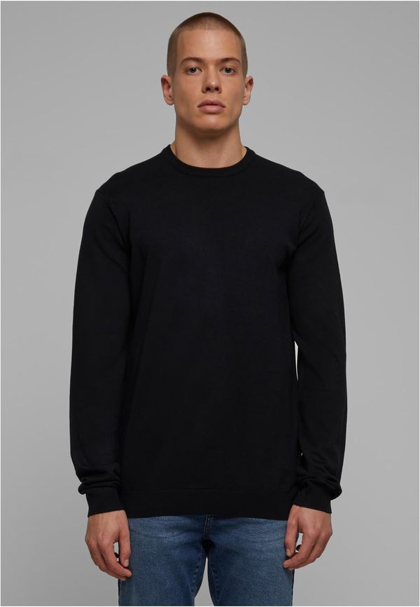 UC Men Knitted sweater with a neckline black