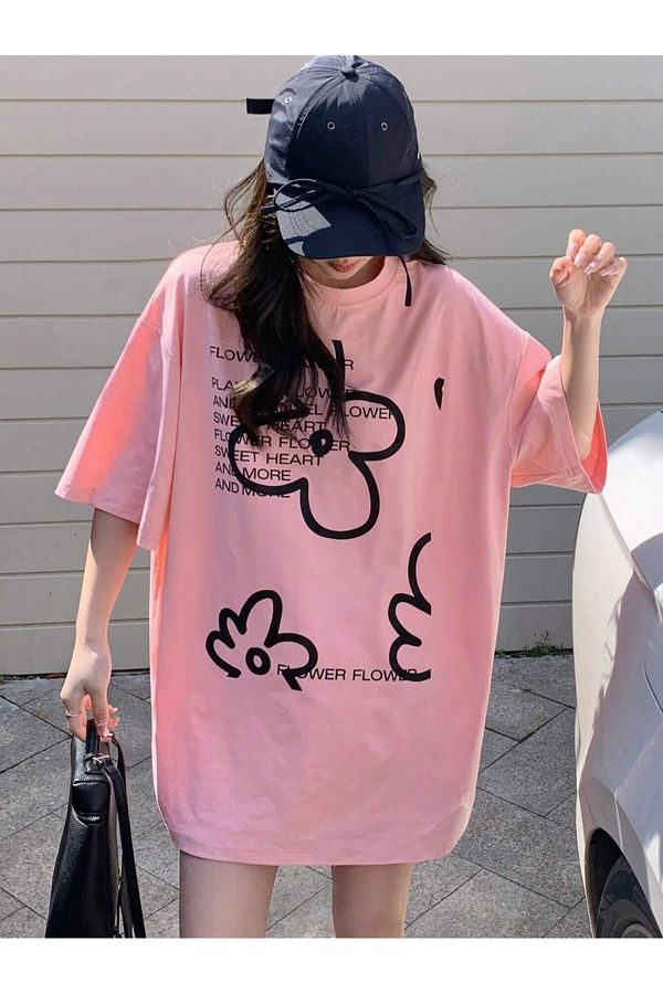 Know Know Women's Pink Sweet Flower Printed Oversize T-Shirt