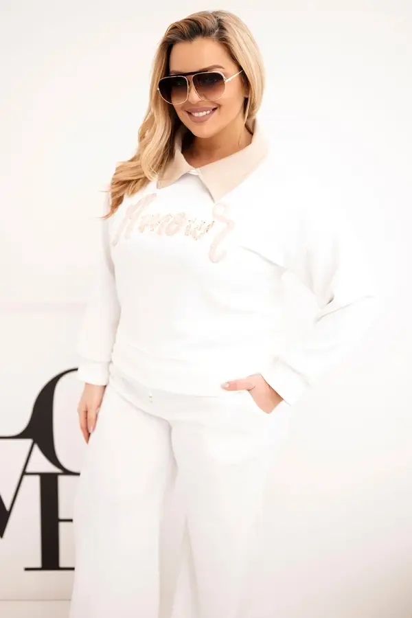 Kesi Włoski Komplet za večje velikosti Kesi z ovratnikom in širokimi hlačami