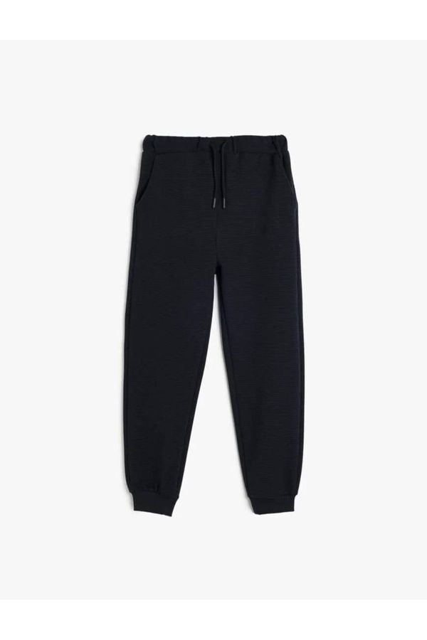 Koton Koton Basic Jogger Sweatpants with Tie Waist Pocket