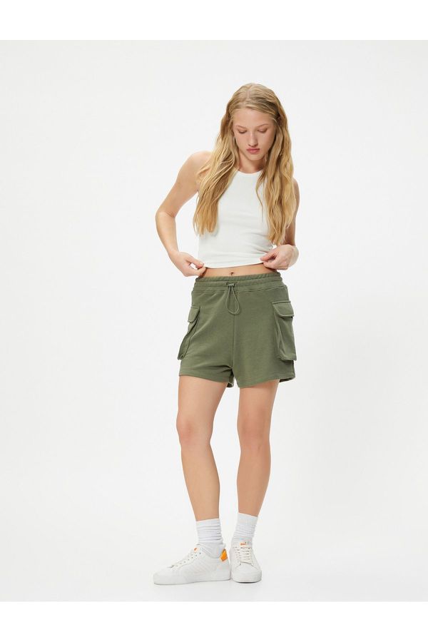 Koton Koton Cargo Shorts with Pockets, Elastic Waist, Stopper, Comfortable Fit, Cotton