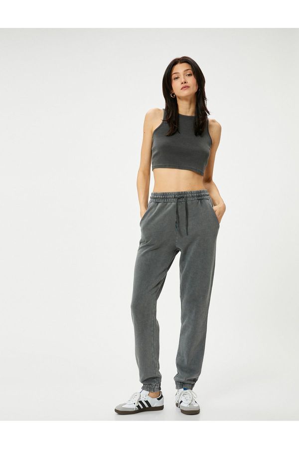 Koton Koton Crop Ribbed Athlete Crew Neck Standard Cut