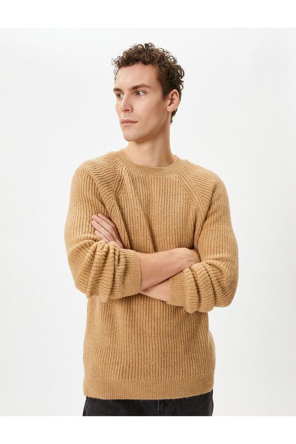 Koton Koton Knitwear Sweater Crew Neck Soft Textured Slim Fit Long Sleeve