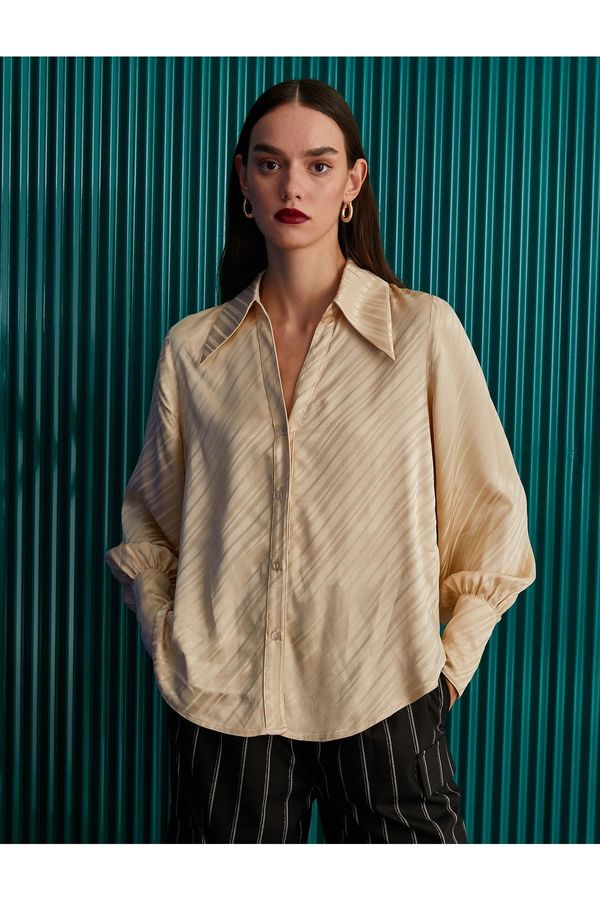 Koton Koton Melis Ağazat X - Pointed Collar Satin Shirt