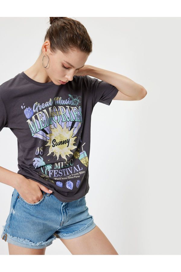 Koton Koton Oversize T-Shirt Slogan Printed Crew Neck Short Sleeve Cotton